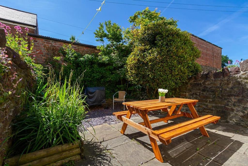 Beautiful Townhouse, Great Location - Pet Friendly Villa Cardiff Buitenkant foto