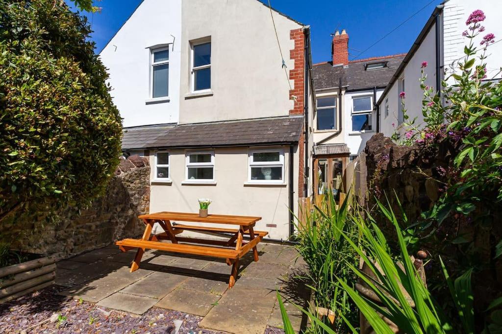 Beautiful Townhouse, Great Location - Pet Friendly Villa Cardiff Buitenkant foto