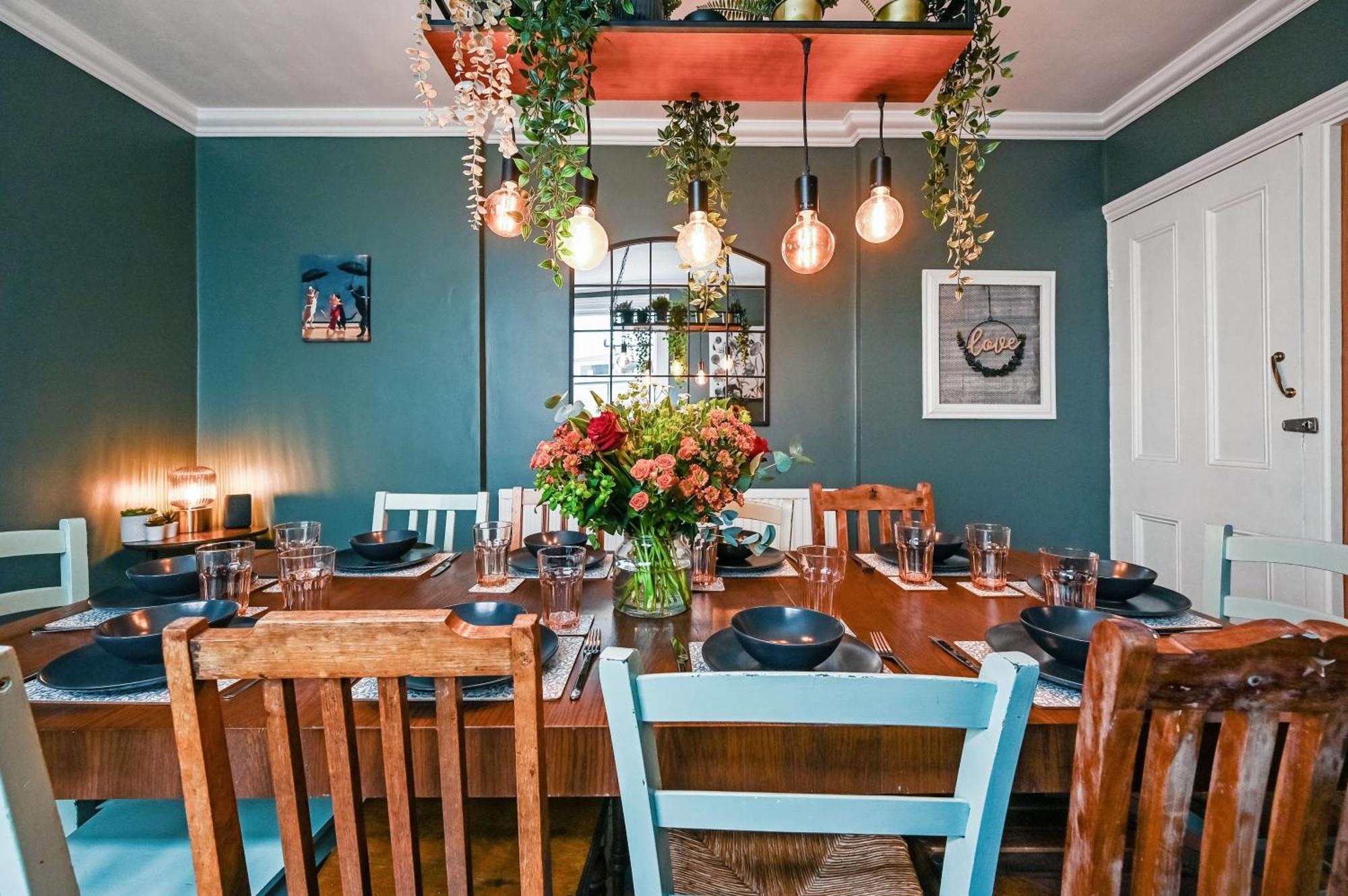 Beautiful Townhouse, Great Location - Pet Friendly Villa Cardiff Buitenkant foto