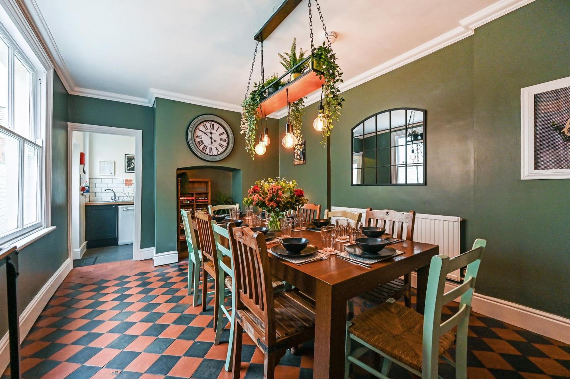 Beautiful Townhouse, Great Location - Pet Friendly Villa Cardiff Buitenkant foto